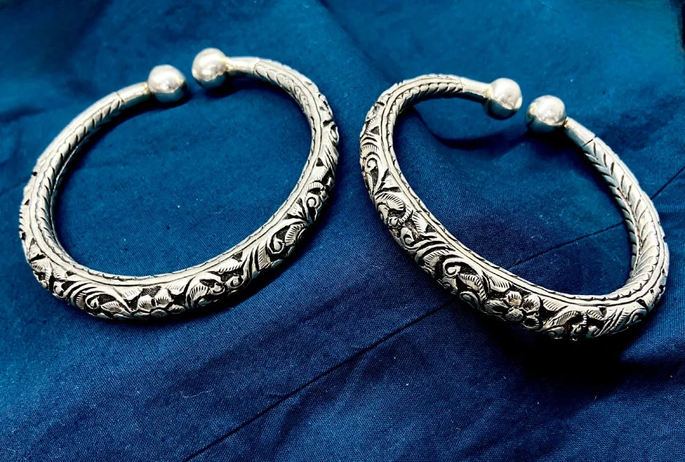 Rajasthani Silver Leg Kada | 925 Silver Ankle Bangle | Chitai Design – AJ Jewellers