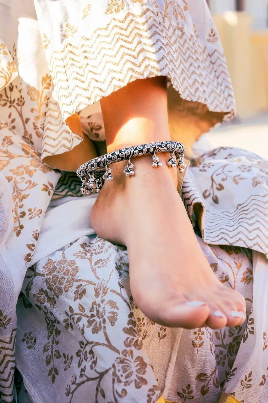 Silver Leg Kada for Women with Ghungroo | 925 Silver Ankle Kada – AJ Jewellers