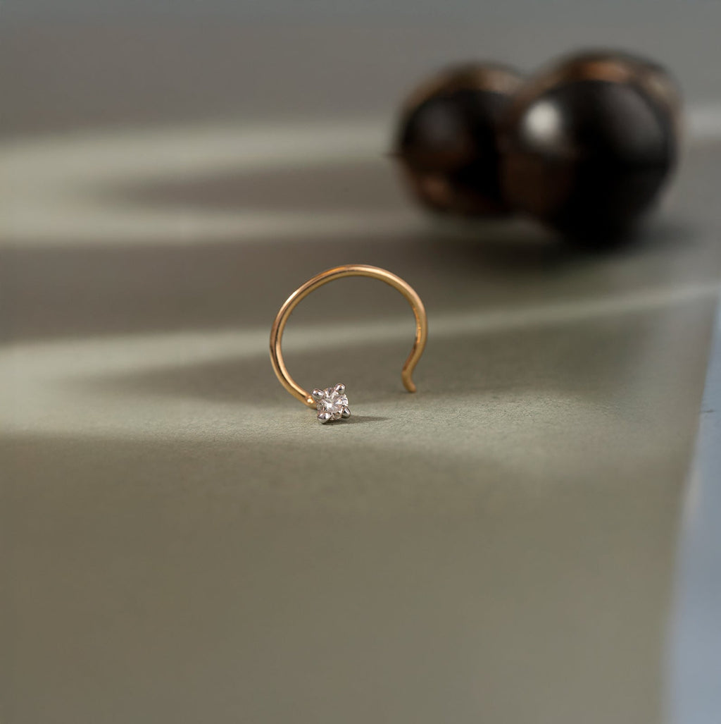 Single AD Gold Nose Pin – Elegant Sparkle for Everyday Style | AJ Jewellers